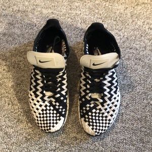 Black and White Nike Free Inneva Woven Sneakers